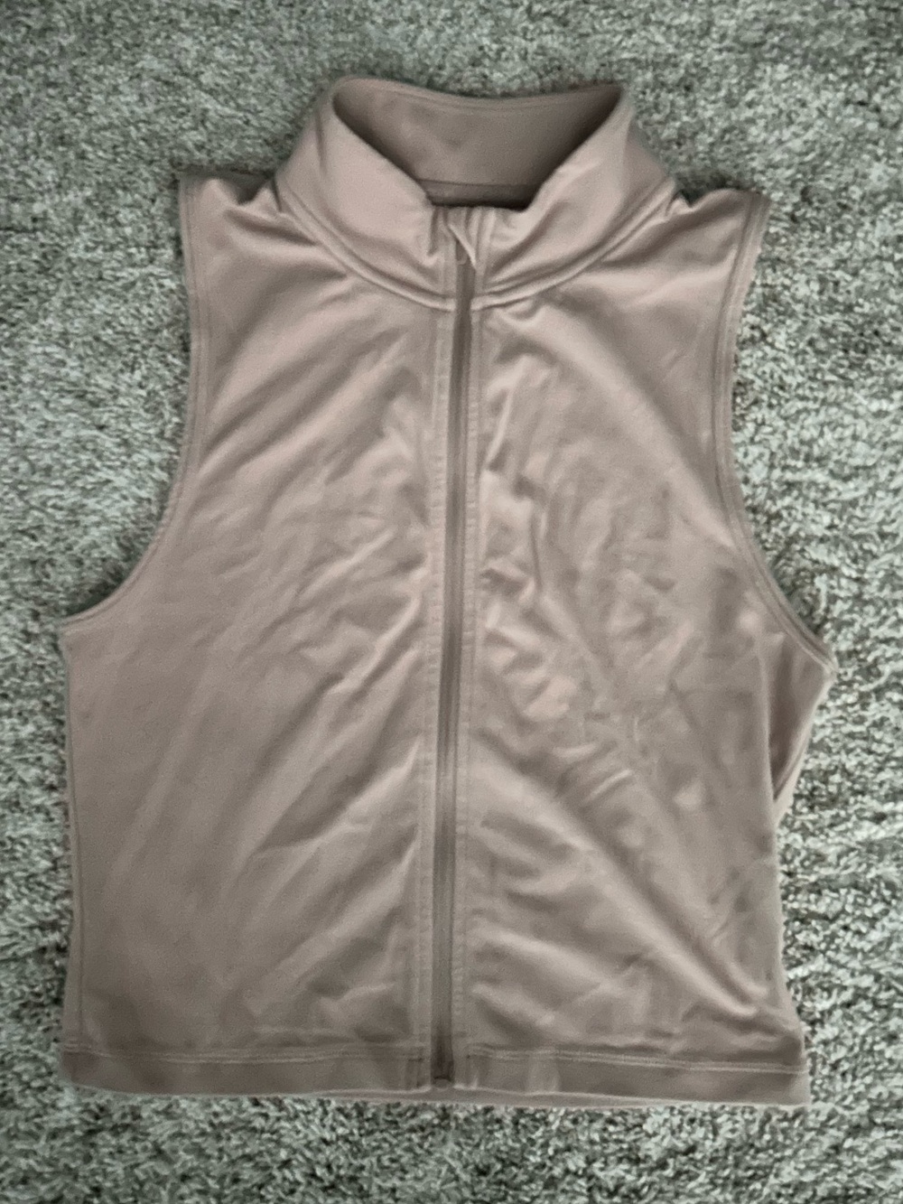 TNA - Sleeveless Zip-Front Crop Top in Mauve